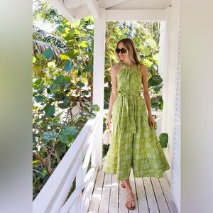 Green Sleeveless Maxi Dress
